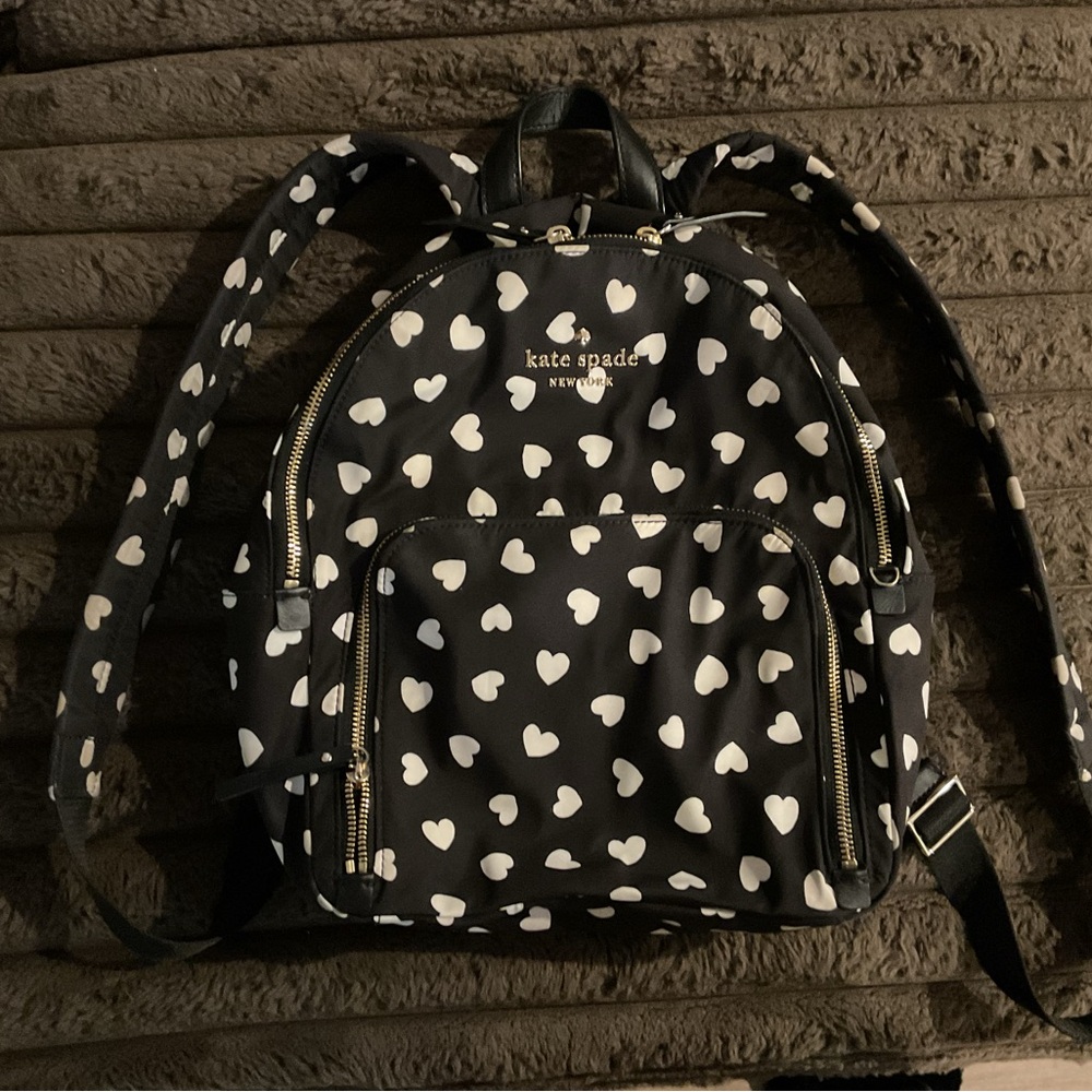 Kate Spade Black and White Heart Pattern Bag. New without tags.